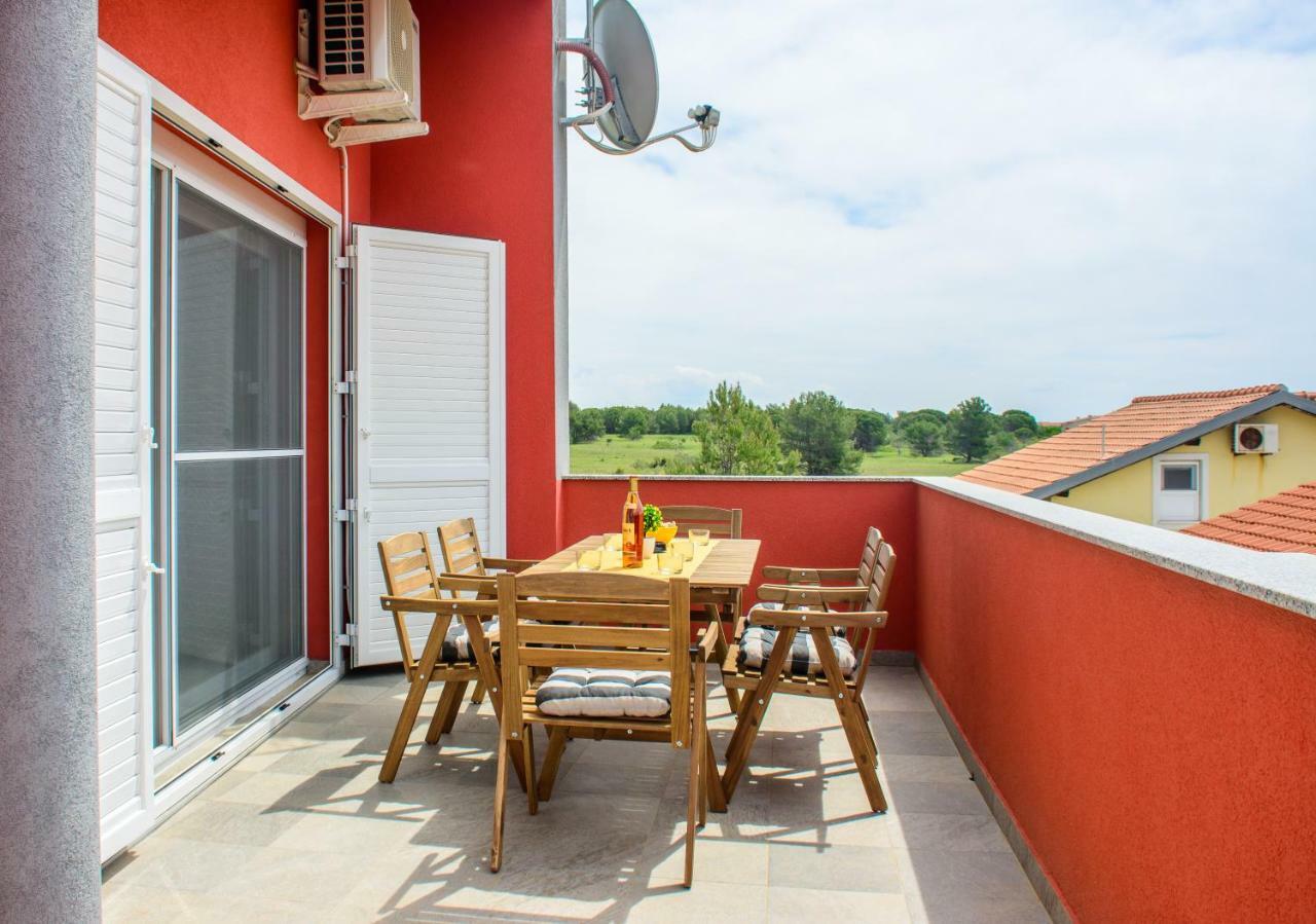 Rose Garden Apartment Privlaka  Ngoại thất bức ảnh