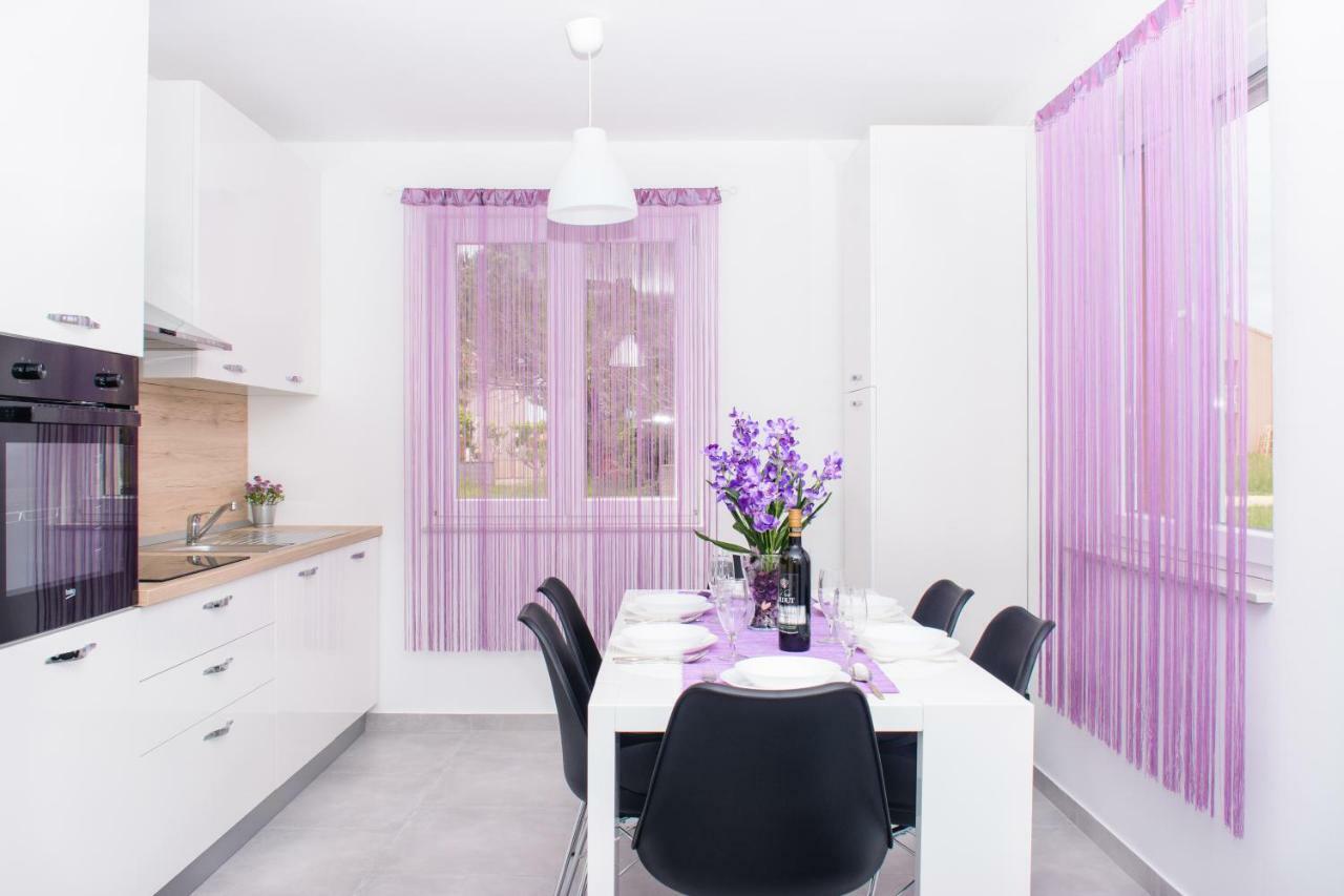 Rose Garden Apartment Privlaka  Ngoại thất bức ảnh