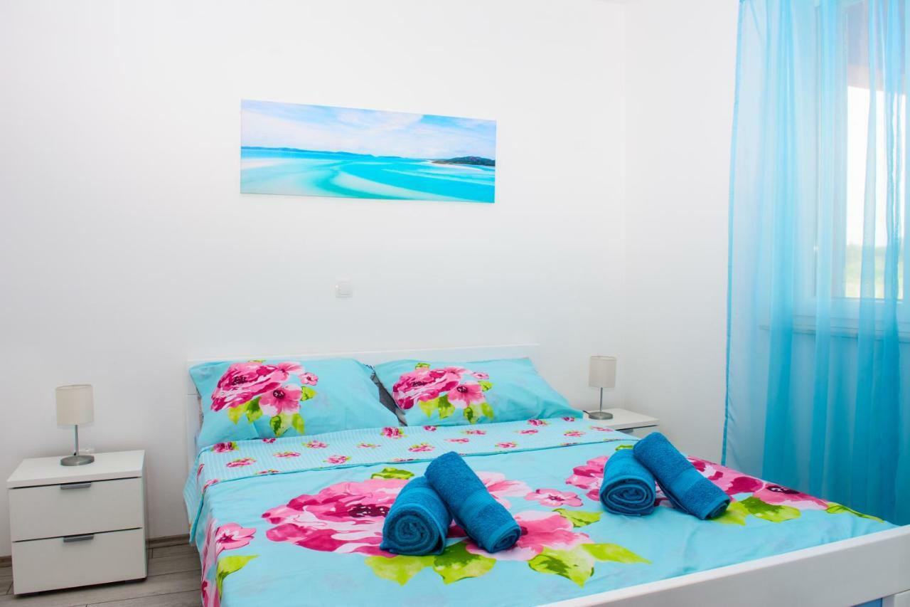 Rose Garden Apartment Privlaka  Ngoại thất bức ảnh
