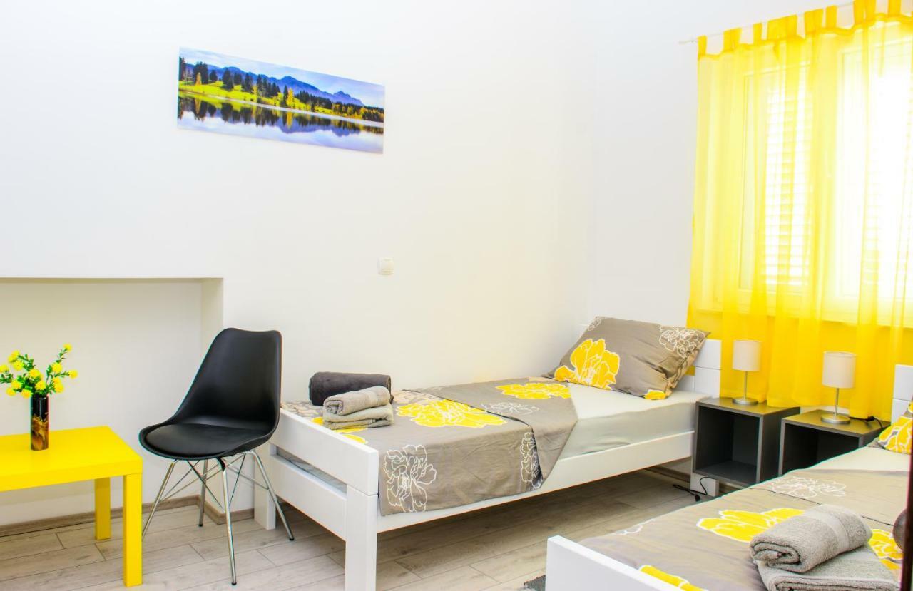 Rose Garden Apartment Privlaka  Ngoại thất bức ảnh