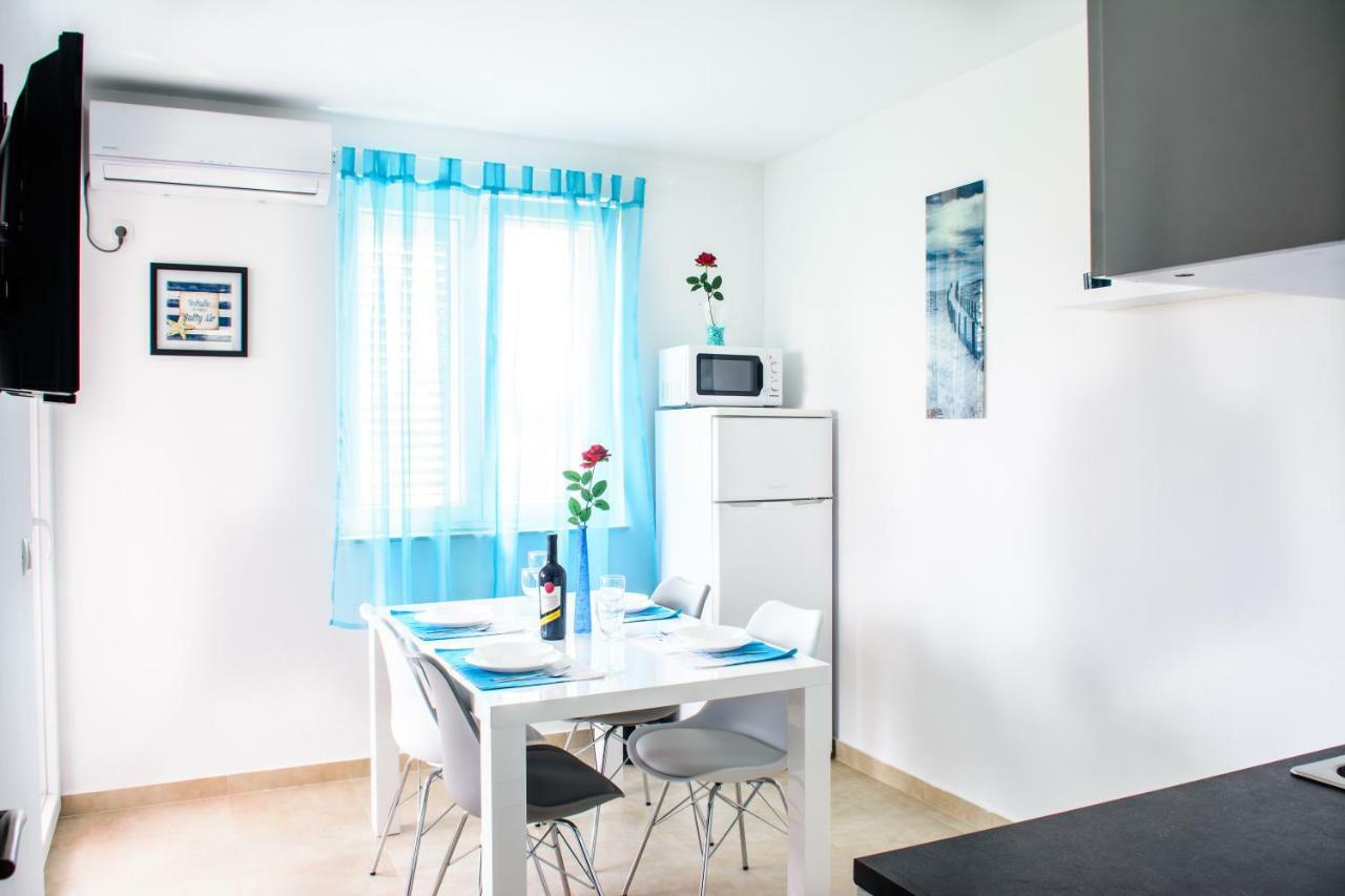 Rose Garden Apartment Privlaka  Ngoại thất bức ảnh